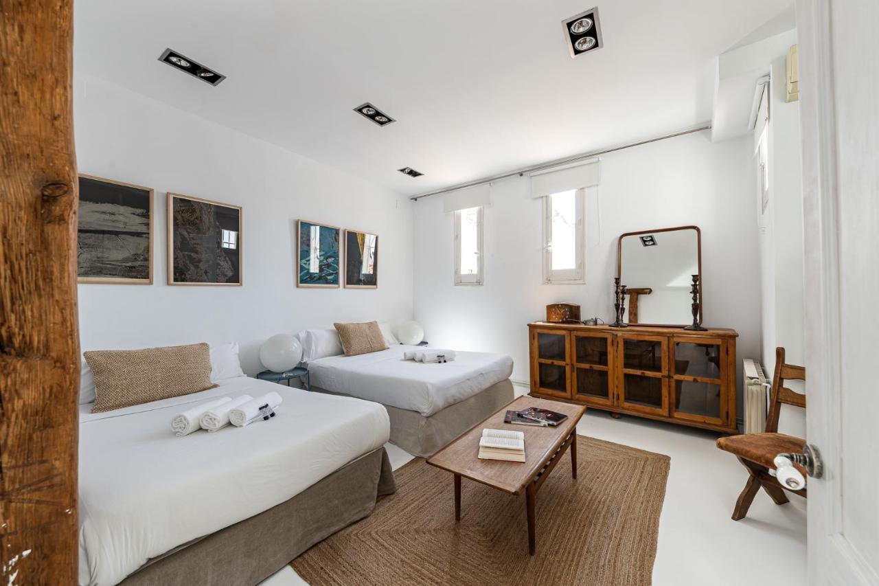 Apartamento BNBHolder Refined Duplex MALASAÑA Madrid Exterior foto