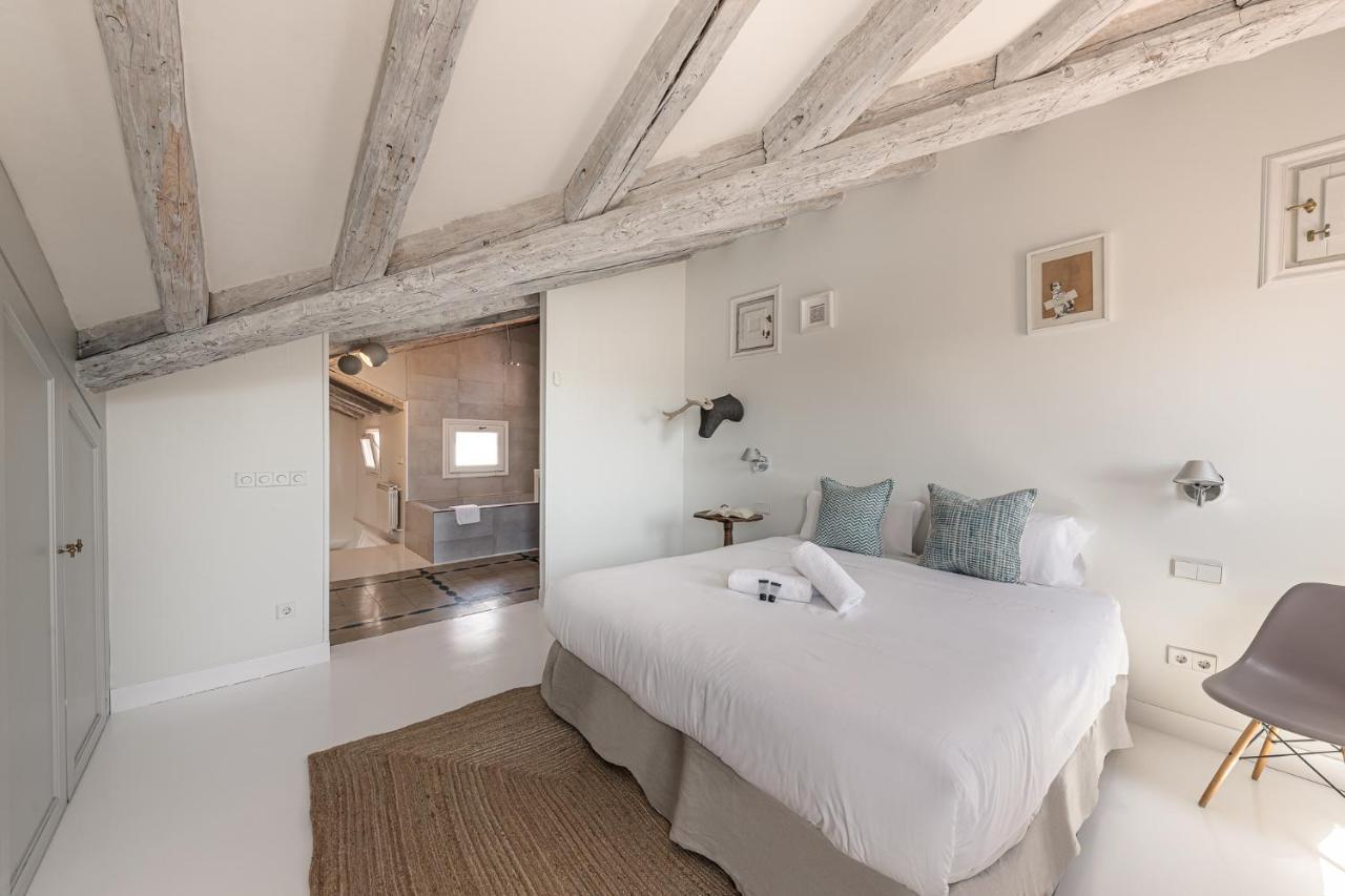 Apartamento BNBHolder Refined Duplex MALASAÑA Madrid Exterior foto